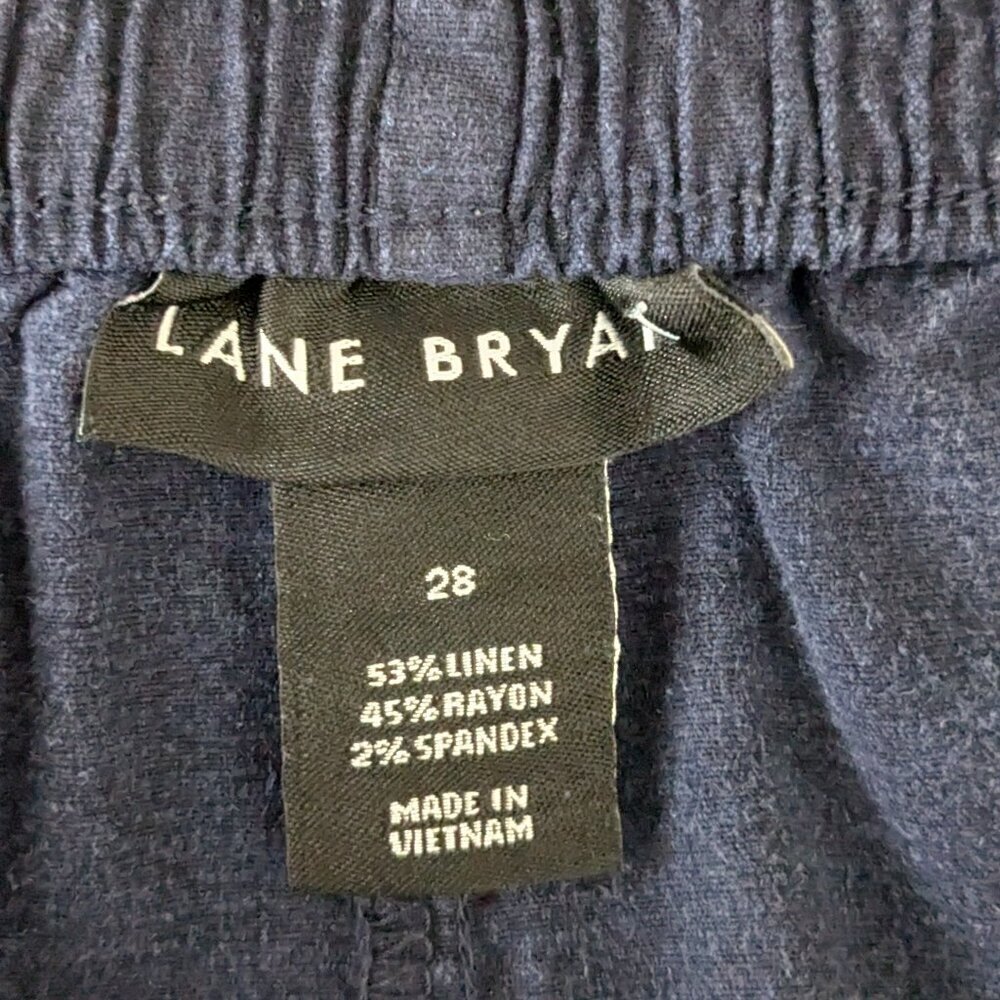 LANE BRYANT Navy Blue Linen Blend Straight Leg Pull-On Crop Pants; Size 28 - Picture 3 of 4